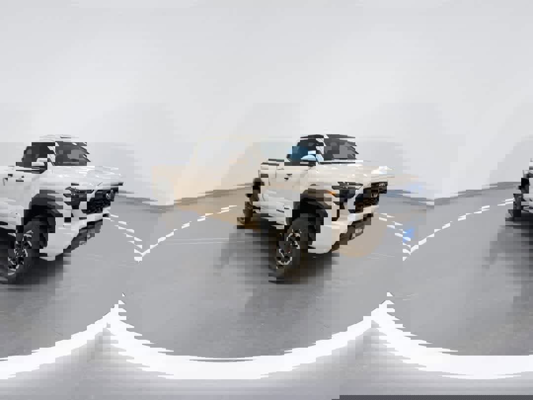 Used 2024 Toyota Tacoma TRD Off-Road image 2