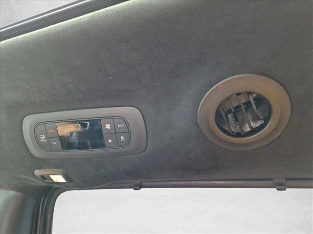 Used 2023 Chrysler Pacifica Pinnacle AWD/4WD image 18