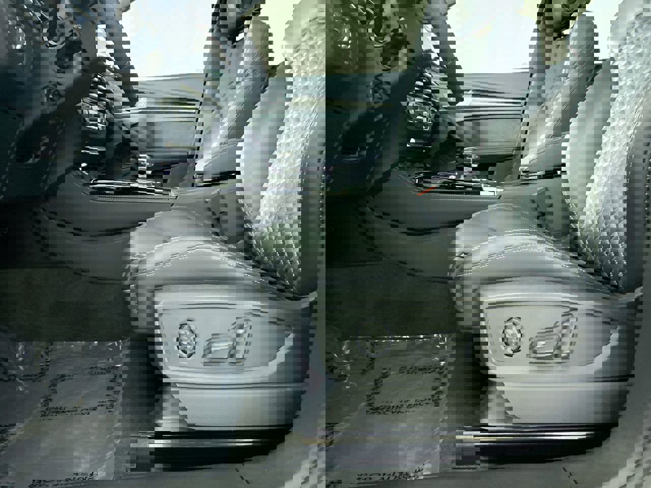 Used 2023 Audi SQ5 Premium Plus w/ Premium Plus Package image 21