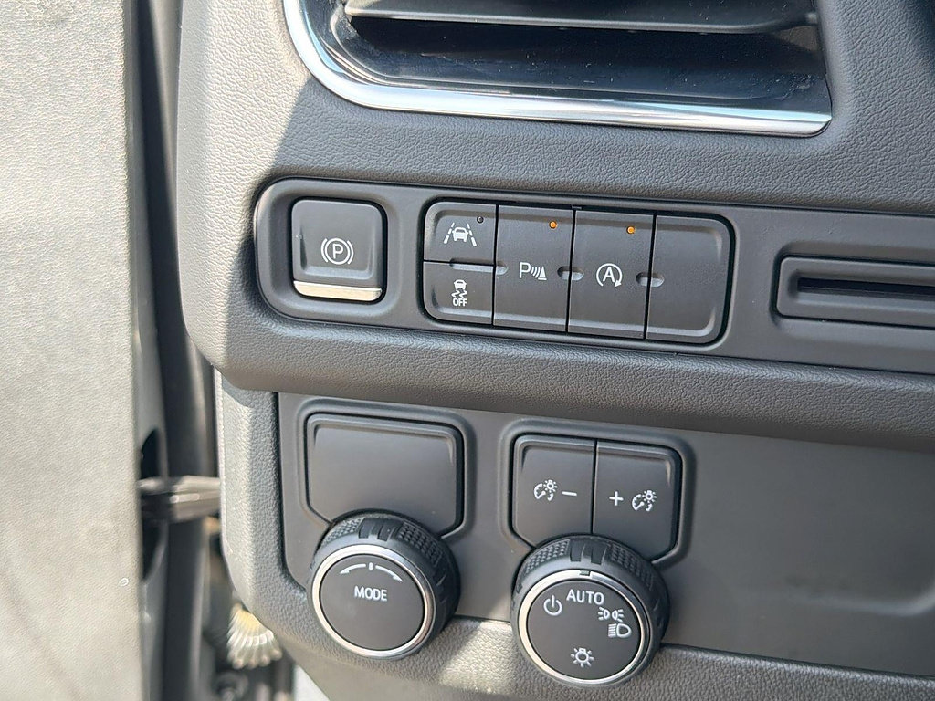 Used 2023 Chevrolet Tahoe LS RWD image 15