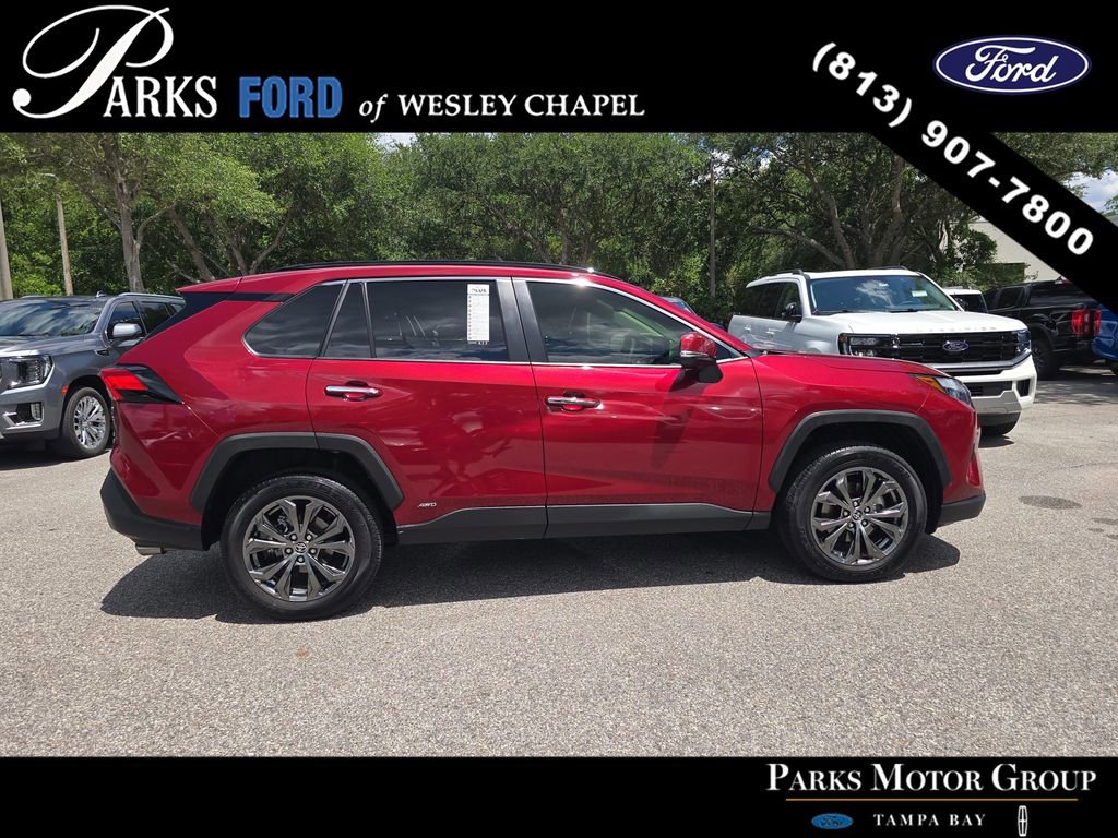 Used 2023 Toyota RAV4 Limited AWD/4WD image 3