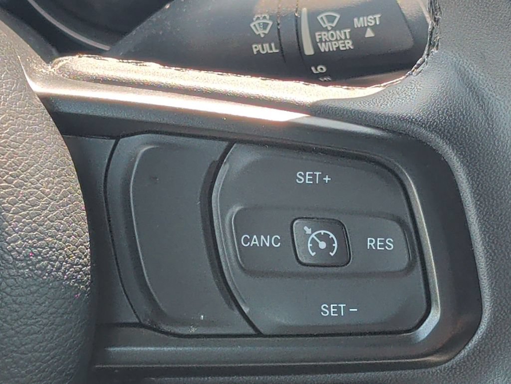Used 2023 Jeep Wrangler Unlimited w/ Cold Weather Group AWD/4WD image 26