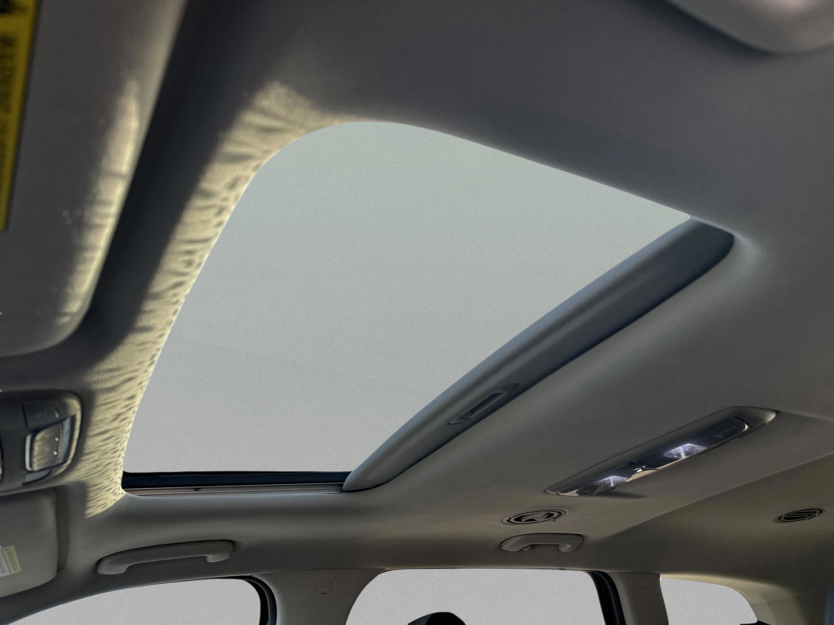 Used 2022 Kia Telluride EX w/ EX Premium Package image 13