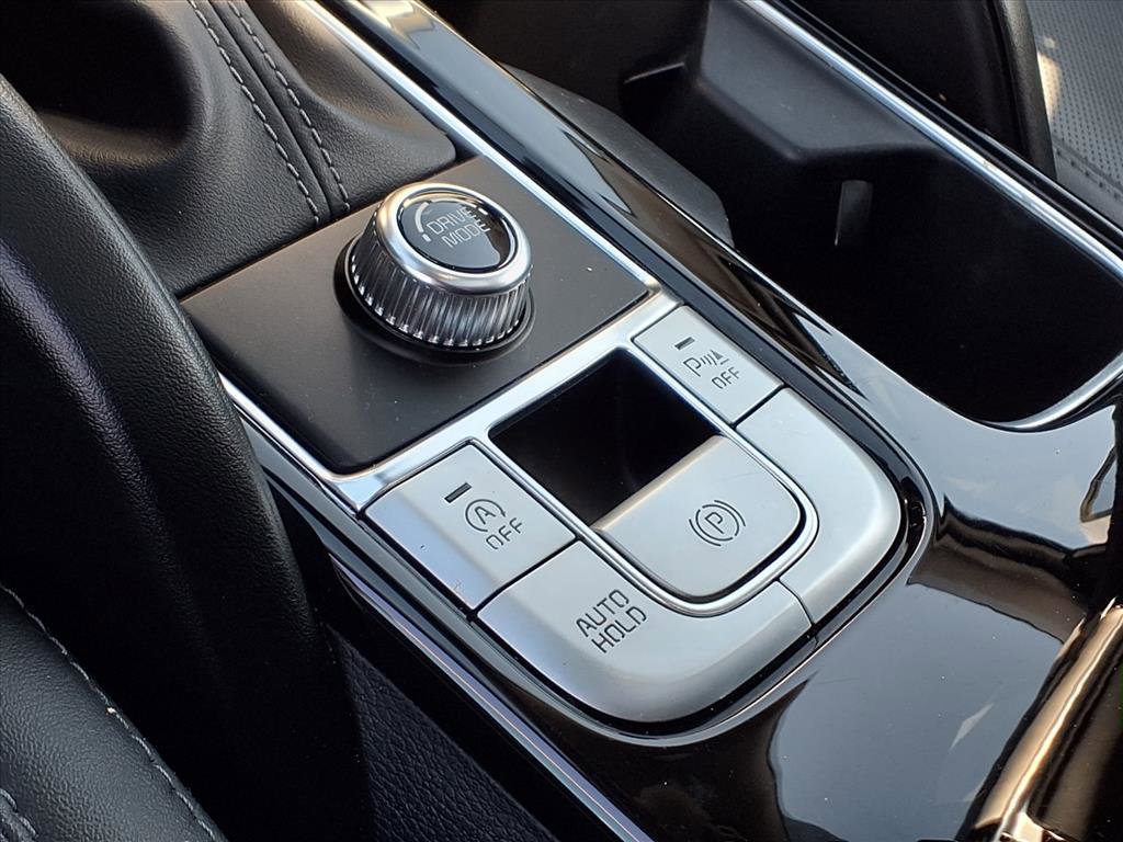 Used 2022 Kia Telluride S image 16