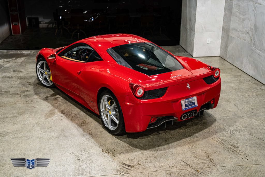 Used 2011 Ferrari 458 Italia Coupe RWD image 3
