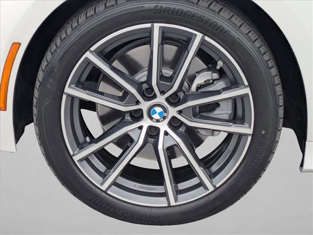 Used 2020 BMW 330i Sedan w/ Convenience Package RWD image 26