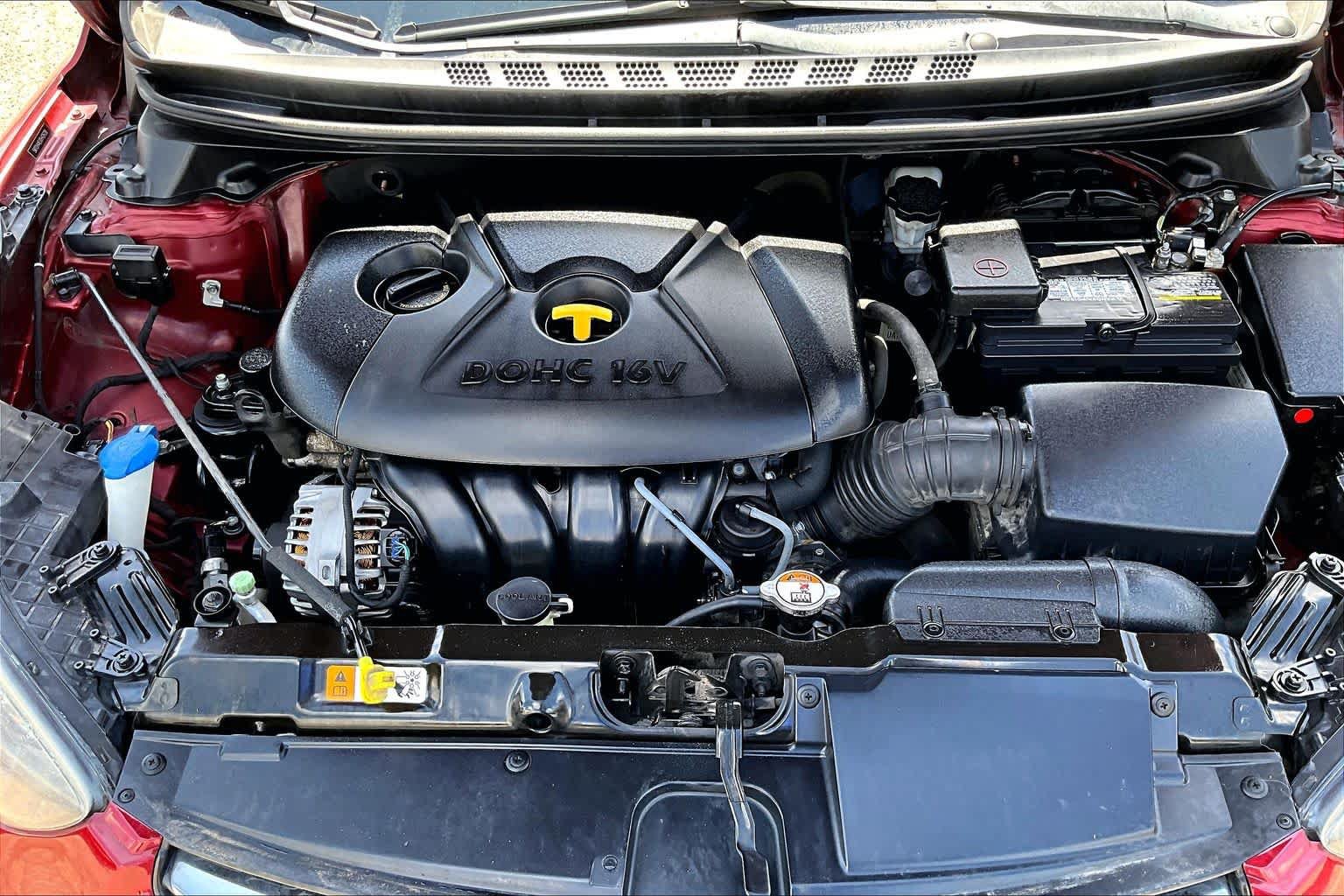Used 2013 Hyundai Elantra Limited w/ Technology Pkg FWD image 32