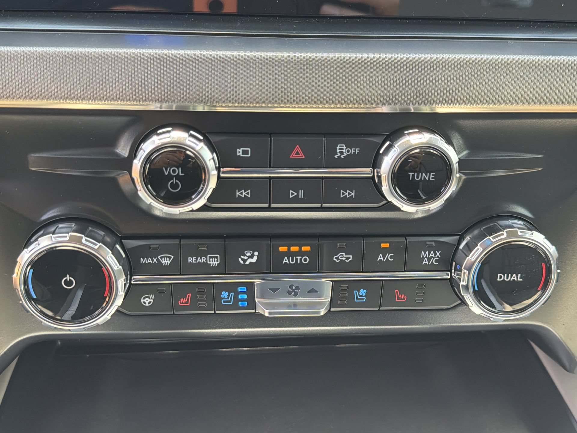 New 2026 Ford F350 Platinum AWD/4WD image 8