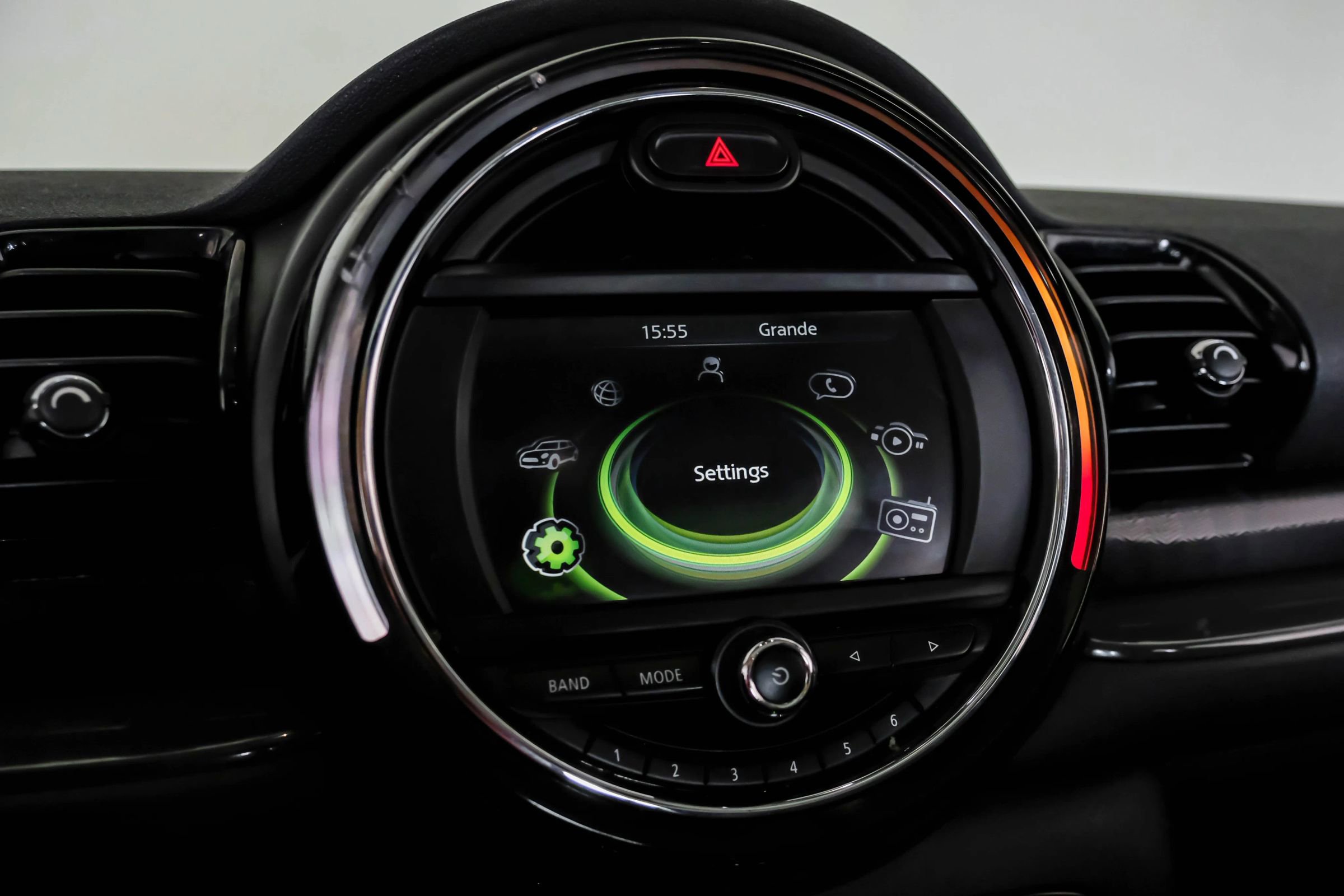 Used 2017 MINI Cooper Clubman ALL4 image 22