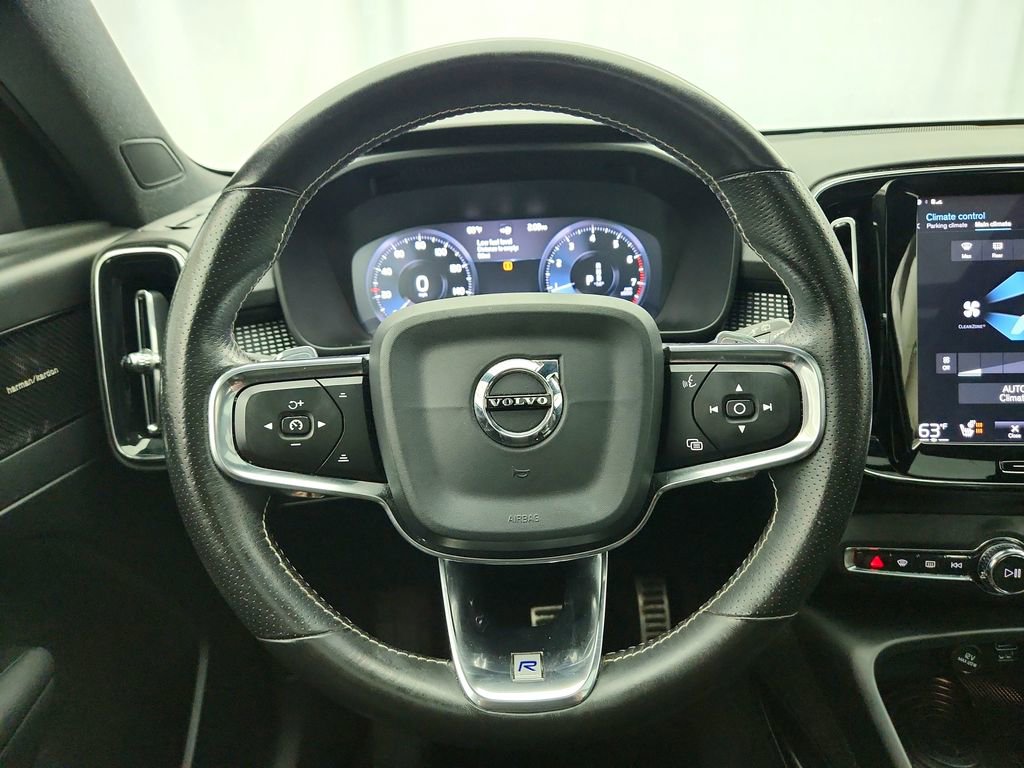 Used 2019 Volvo XC40 T5 R-Design AWD/4WD image 16