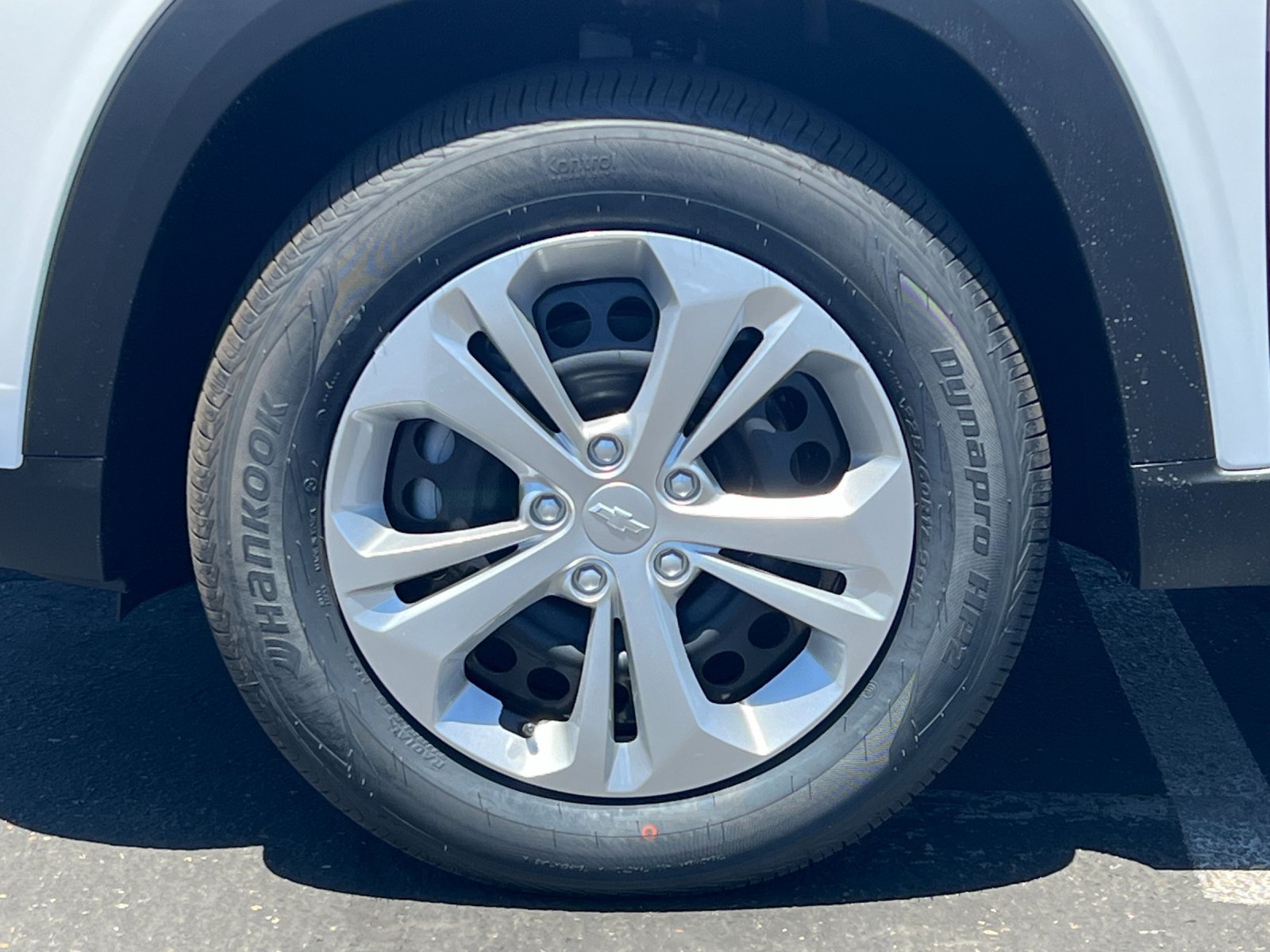 New 2026 Chevrolet Trax LS w/ Driver Confidence Package FWD image 24