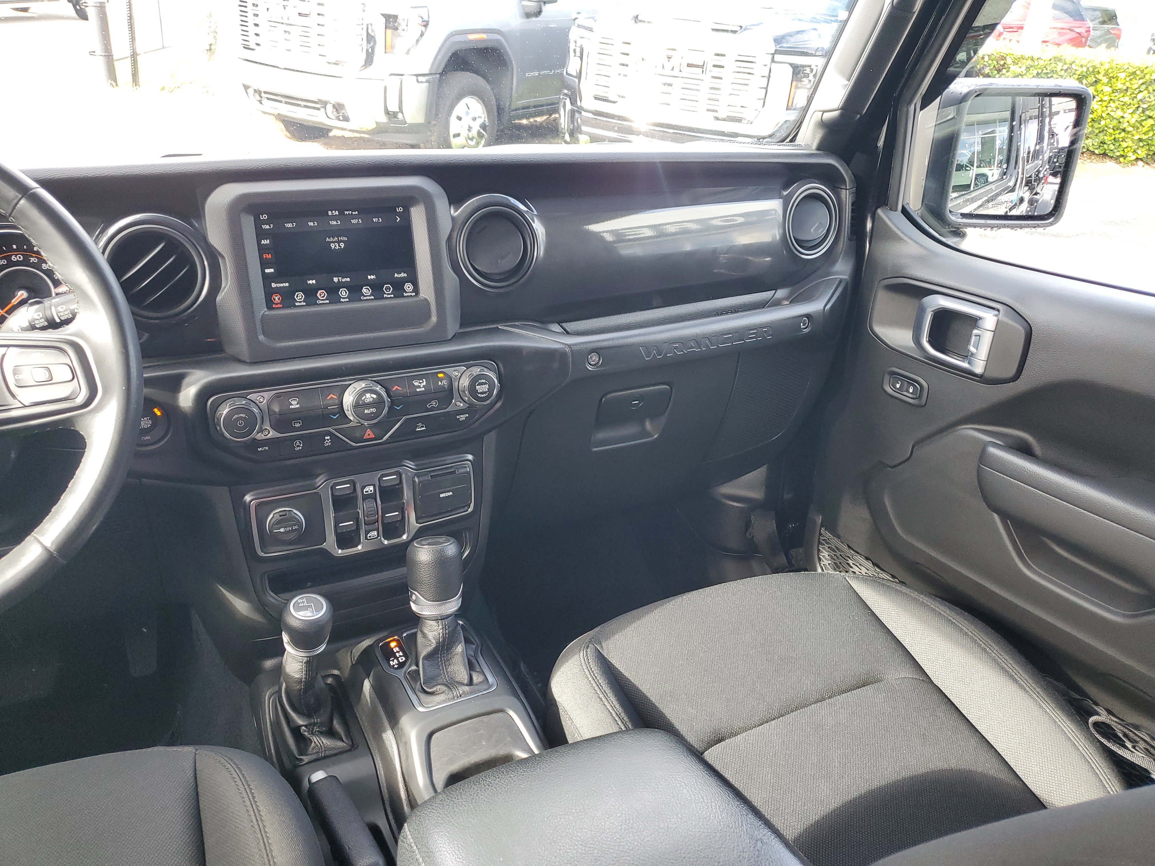 Used 2022 Jeep Wrangler Unlimited Sport image 18