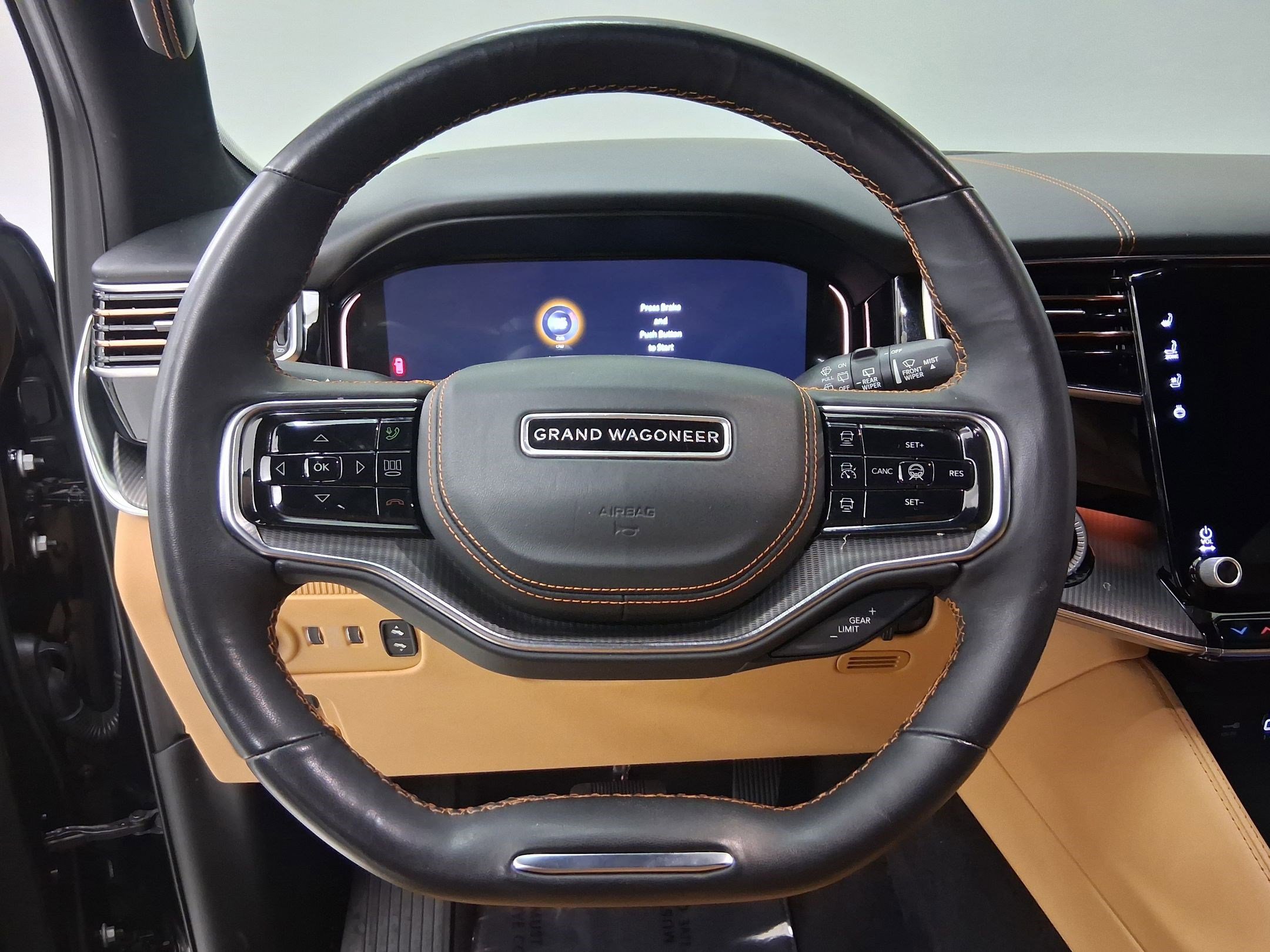 Used 2023 Jeep Grand Wagoneer Series III w/ Rear Seat Video Group 1 AWD/4WD image 14