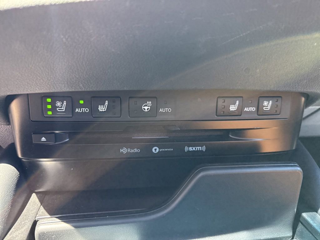 Used 2022 Lexus ES 250 w/ Premium Package AWD/4WD image 18