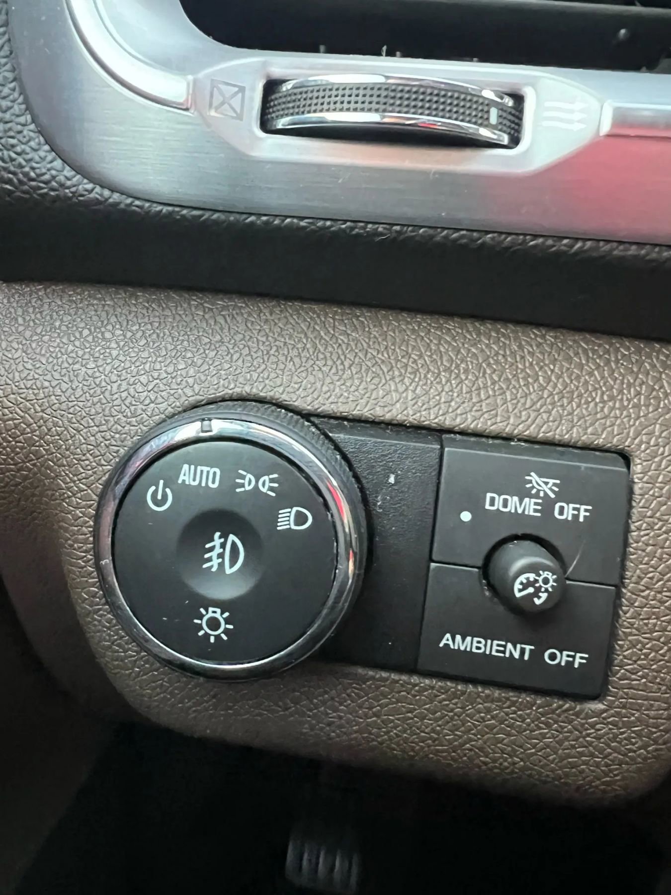 Used 2015 GMC Acadia SLT image 21