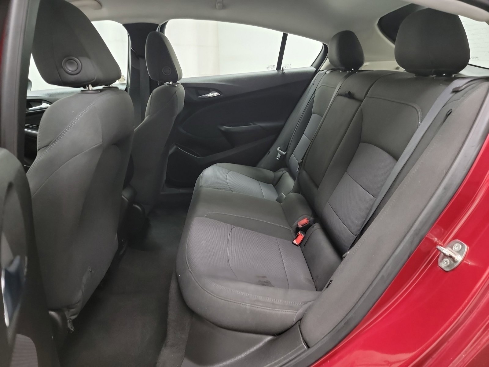 Used 2018 Chevrolet Cruze LT w/ Convenience Package image 27