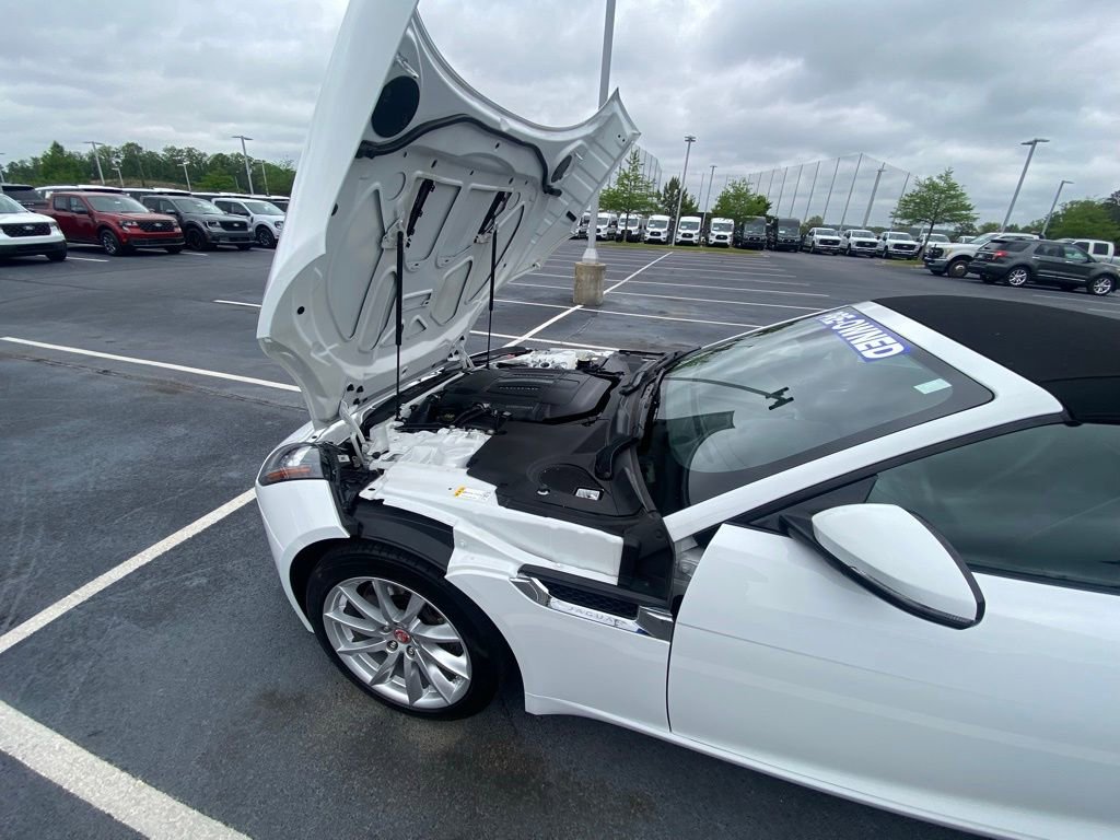 Used 2016 Jaguar F-TYPE Convertible image 29