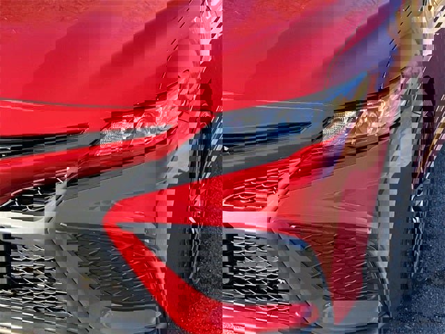 Used 2023 Toyota Camry SE image 10