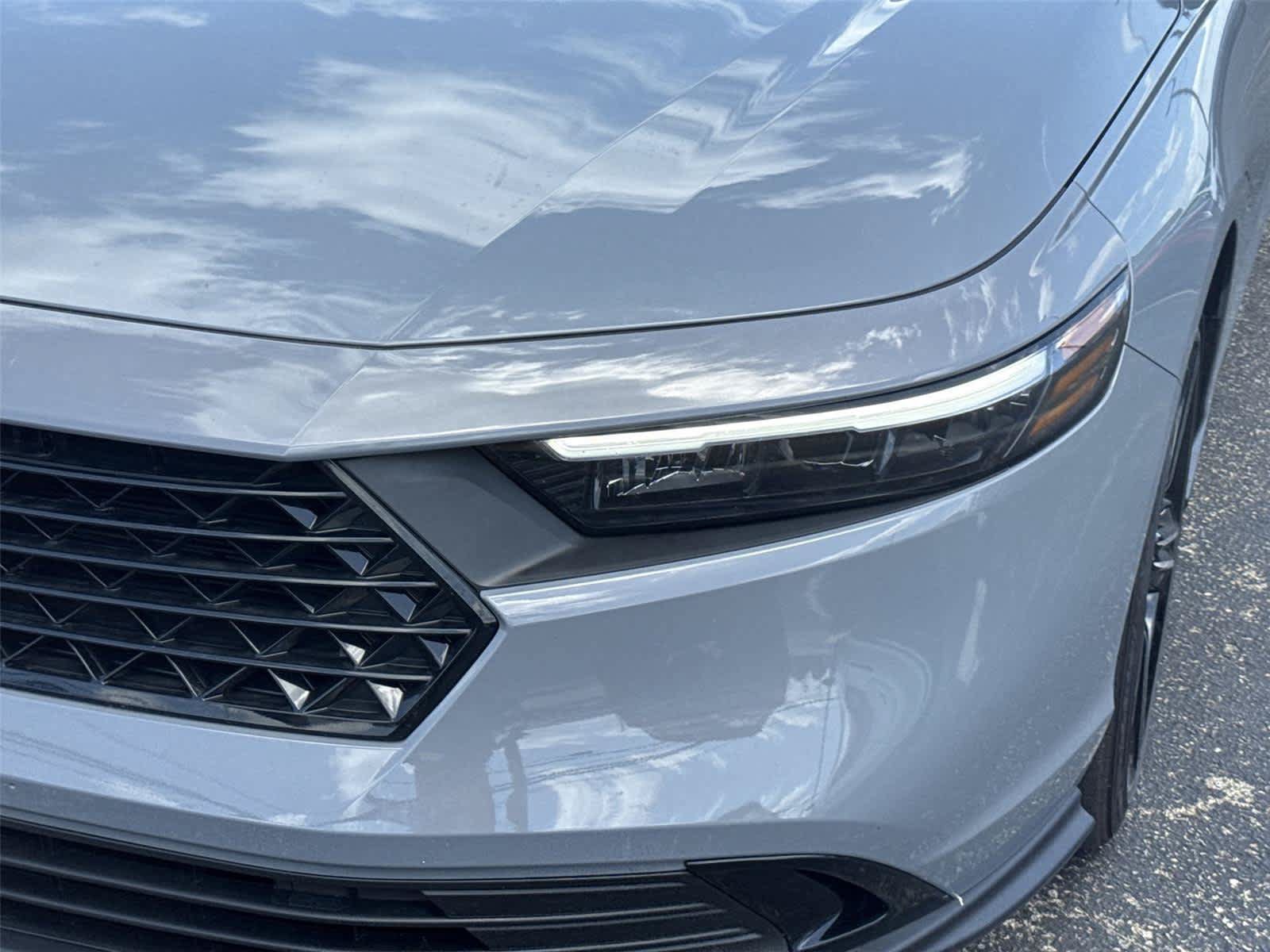Used 2026 Honda Accord SE image 9