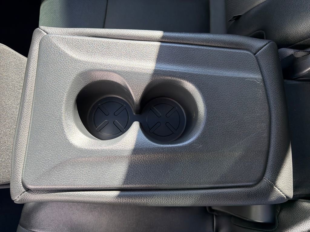 Used 2016 Nissan Rogue SL w/ SL Premium Package image 26