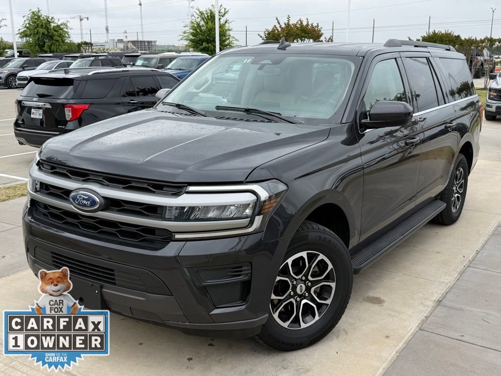 Used 2024 Ford Expedition Max XLT image 4