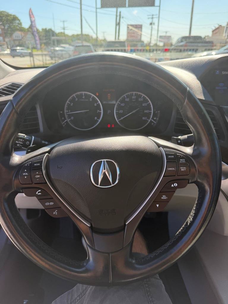 Used 2018 Acura ILX FWD image 13