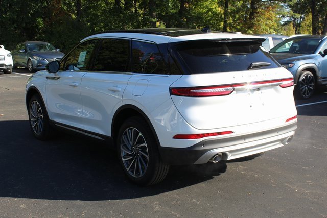 New 2026 Lincoln Corsair Reserve image 5