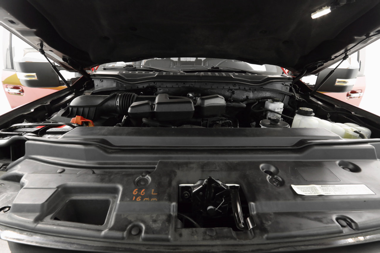 Used 2019 Ford F250 Lariat w/ Lariat Ultimate Package image 38