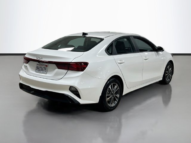 Certified 2023 Kia Forte LXS FWD image 7
