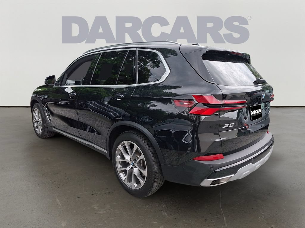 Used 2024 BMW X5 xDrive40i w/ Premium Package AWD/4WD image 4