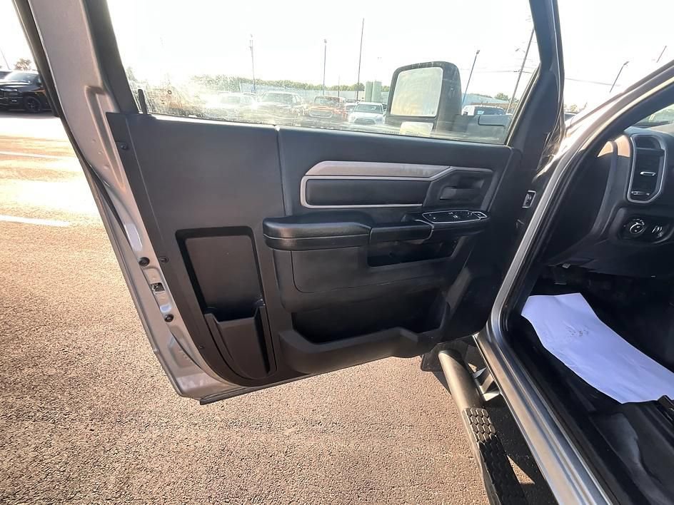 Used 2024 RAM 4500 Tradesman AWD/4WD image 11