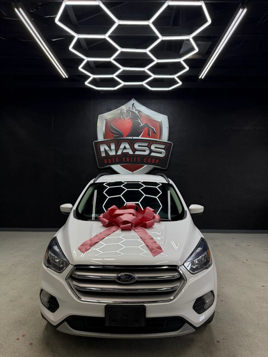 Used 2019 Ford Escape SE AWD/4WD image 8