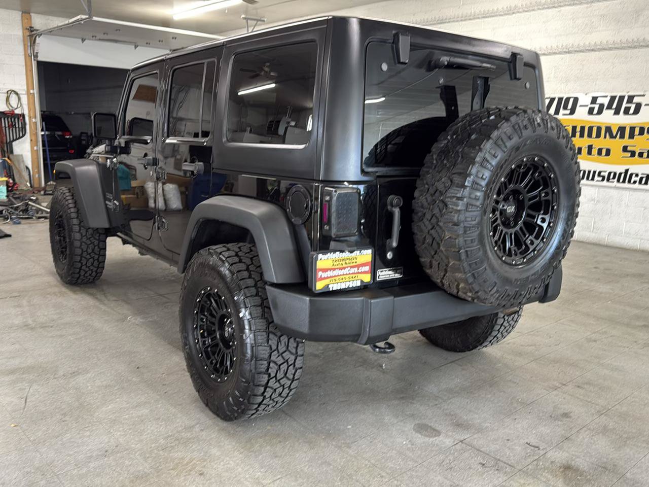 Used 2013 Jeep Wrangler Unlimited Sport w/ Connectivity Group AWD/4WD image 83