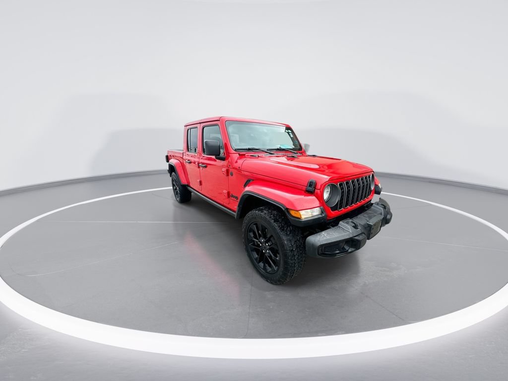 Used 2025 Jeep Gladiator Sport AWD/4WD image 2