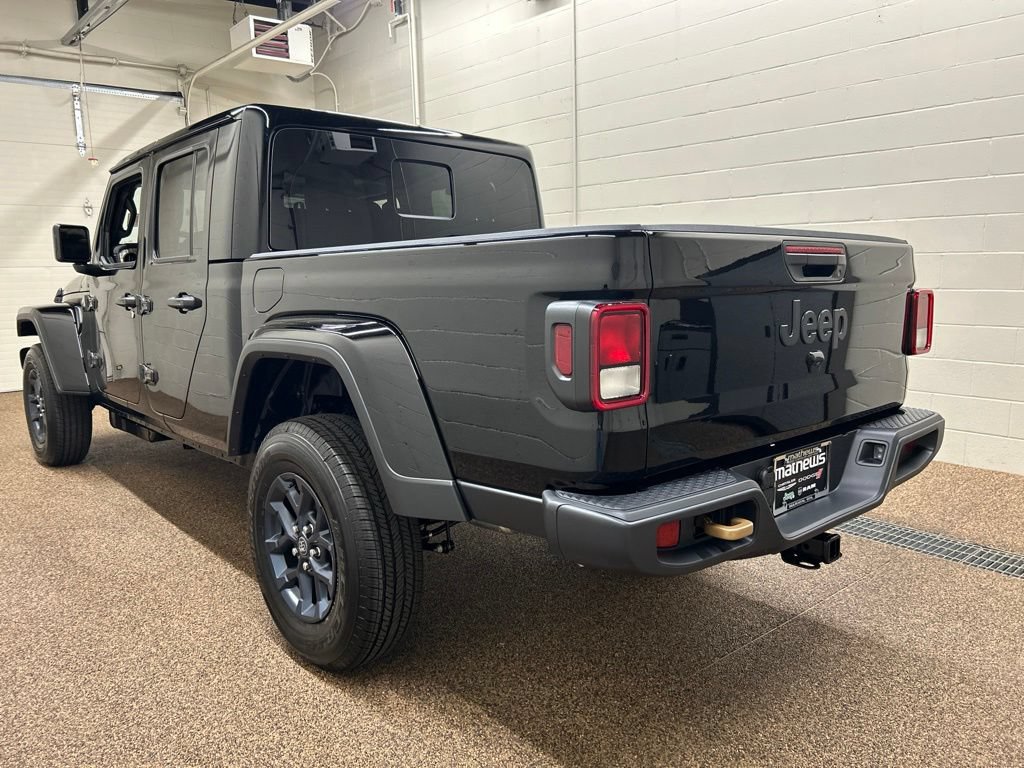 New 2026 Jeep Gladiator Sport AWD/4WD image 4
