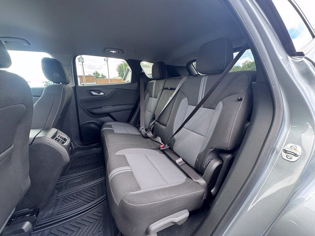 Used 2023 Chevrolet Blazer LT w/ Convenience Package FWD image 16