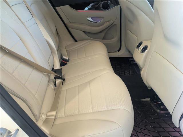 Used 2021 Mercedes-Benz GLC 300 image 18