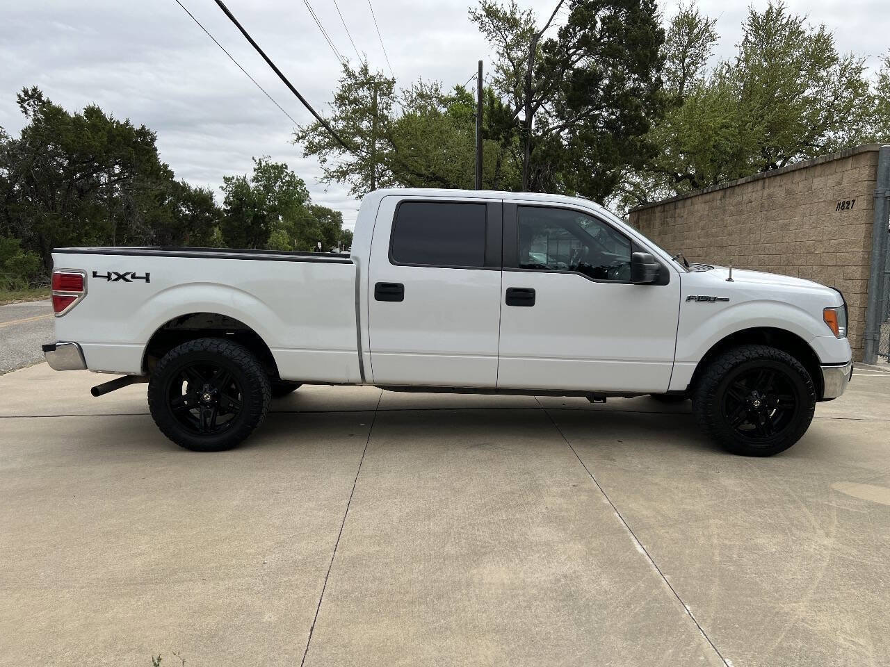 Used 2013 Ford F150 XLT w/ Trailer Tow Pkg image 16