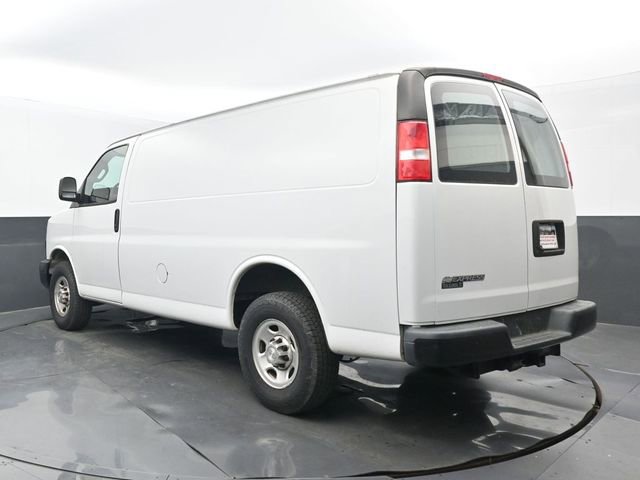 Used 2020 Chevrolet Express 2500 w/ Driver Convenience Package image 3