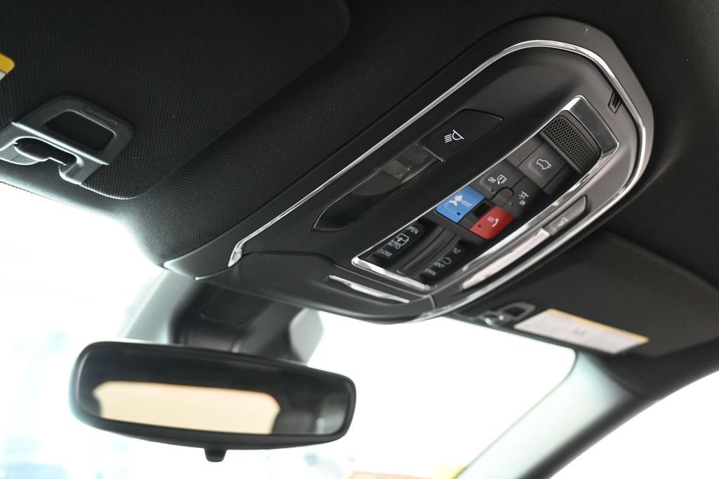 Used 2024 Jeep Grand Cherokee Altitude RWD image 24