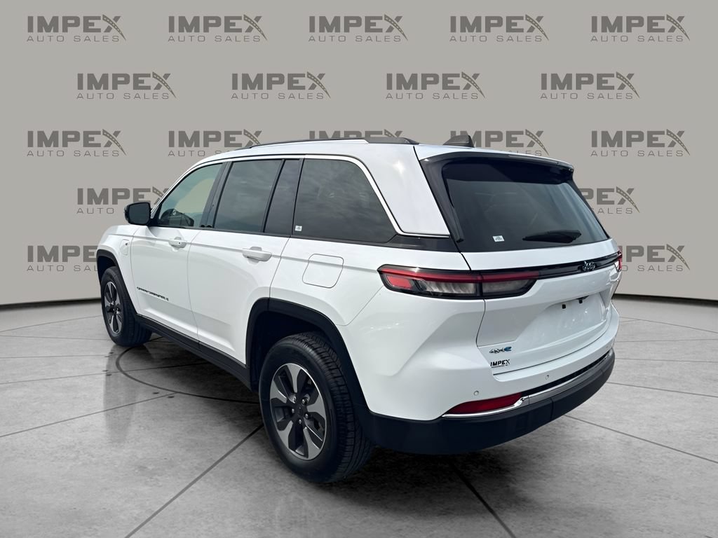 Used 2024 Jeep Grand Cherokee Limited 4xe AWD/4WD image 2
