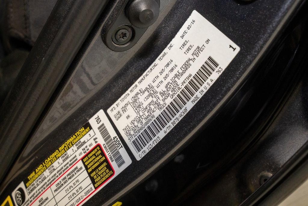 Used 2016 Toyota Tacoma TRD Off-Road image 20