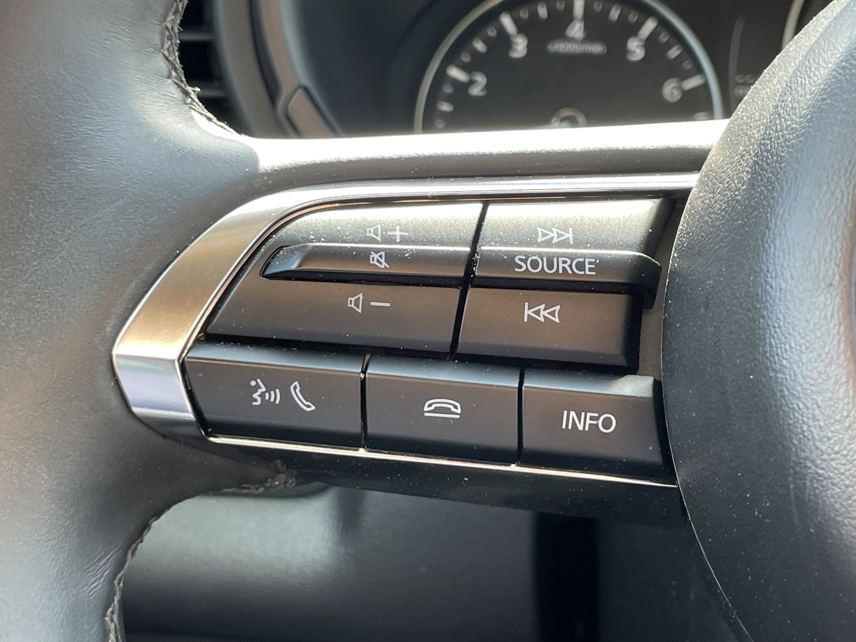 Used 2025 MAZDA CX-30 AWD 2.5 S w/ Select Sport Pkg image 13