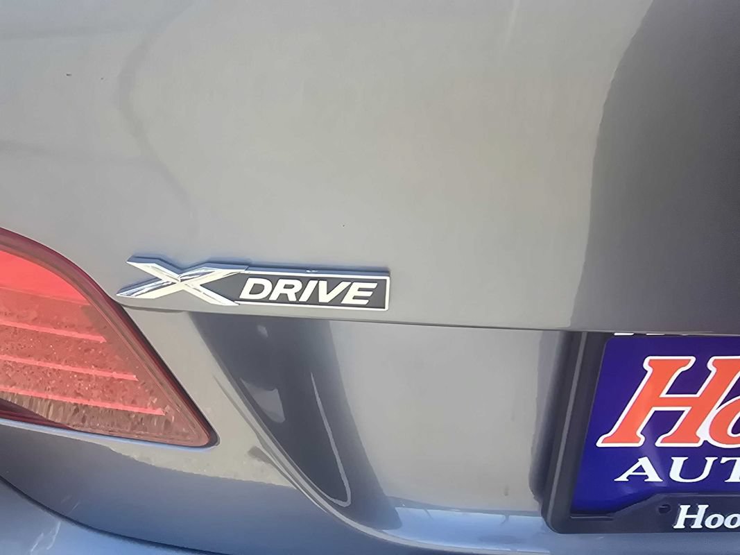 Used 2014 BMW 528i xDrive Sedan AWD/4WD image 12