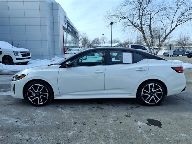 Certified 2025 Nissan Sentra SR image 2