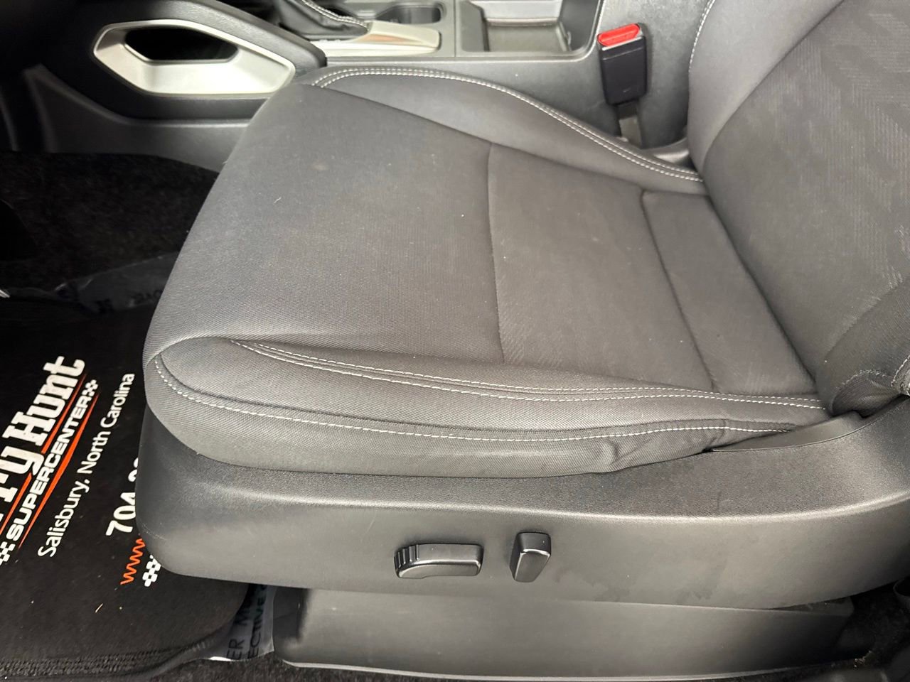 Used 2022 Nissan Frontier SV image 11