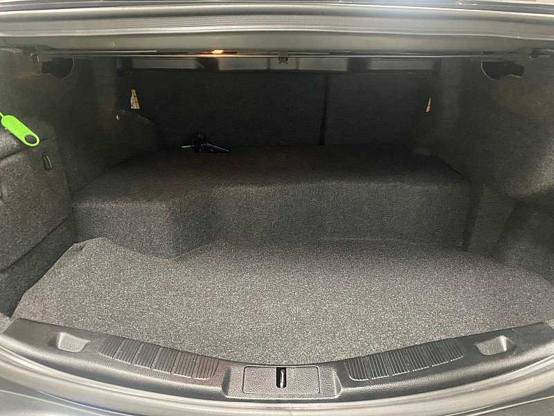 Used 2020 Ford Fusion SE image 14