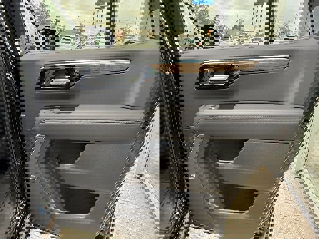 New 2026 Chevrolet Tahoe High Country image 46