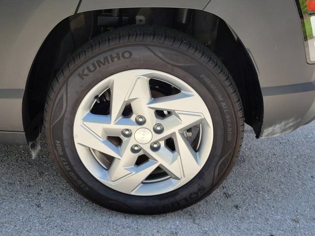 Used 2026 Hyundai Kona SE FWD image 5