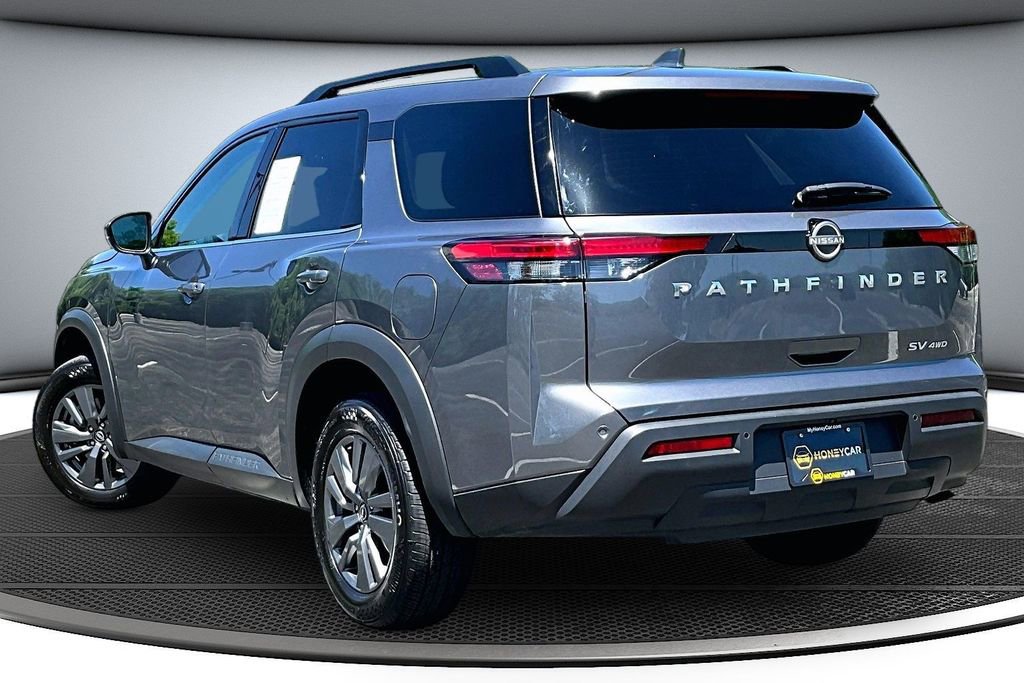 Used 2024 Nissan Pathfinder SV AWD/4WD image 4